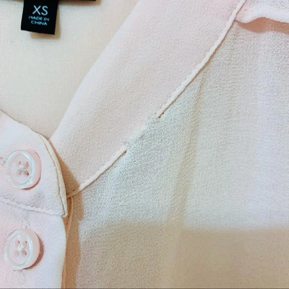 š„3/$10 or 5/$15 SALEš„ Who What Wear Top Blouse - Light Pink - Sz XS - Picture 10 of 10